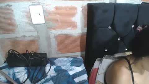 Snapshot of xiomi705825 chatting on October 2025 02:12:02 AM xiomi705825 online show from October 2025 02:12:02 AM