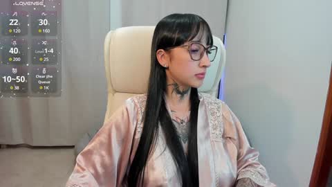 Snapshot of xisisxx chatting on February 2025 03:11:02 AM xisisxx online show from February 2025 03:11:02 AM