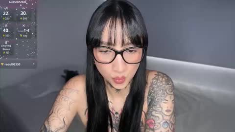 Snapshot of xisisxx chatting on March 2026 09:51:01 PM xisisxx online show from March 2026 09:51:01 PM