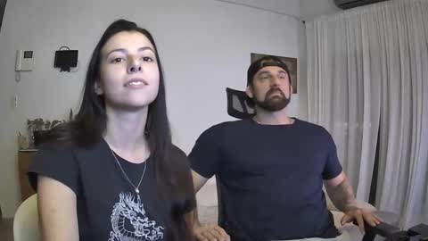 Snapshot of xjayskyyex chatting on April 2026 11:32:02 PM Jay and Skyye online show from April 2026 11:32:02 PM