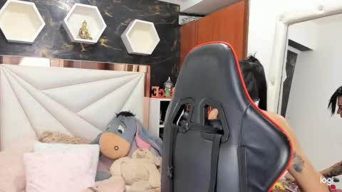 Snapshot of xlmena_slut chatting on December 2024 10:32:01 PM Ximena online show from December 2024 10:32:01 PM