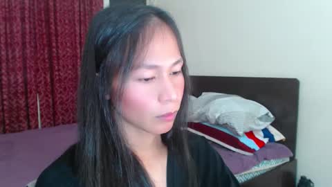 Snapshot of xlovely_destinyx chatting on December 2024 05:45:02 PM Alice online show from December 2024 05:45:02 PM