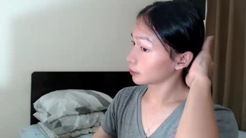 Snapshot of xlovely_destinyx chatting on January 2026 05:13:02 AM Alice online show from January 2026 05:13:02 AM