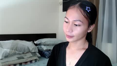 Snapshot of xlovely_destinyx chatting on January 2026 08:12:02 PM Alice online show from January 2026 08:12:02 PM