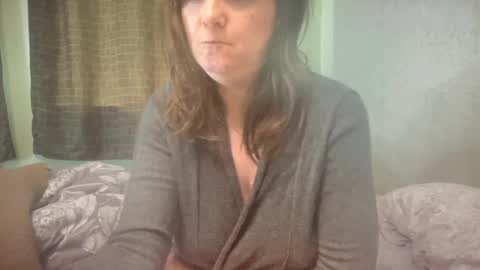 Luna online show from May 2026 04:09:02 AM
