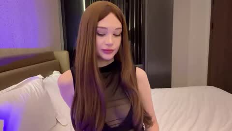 Mia online show from February 2026 10:50:01 PM