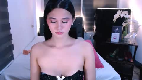 xmissalison online show from September 2025 12:11:02 AM