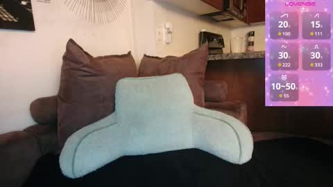 Snapshot of xo_kate chatting on December 2025 01:32:02 AM Kate online show from December 2025 01:32:02 AM