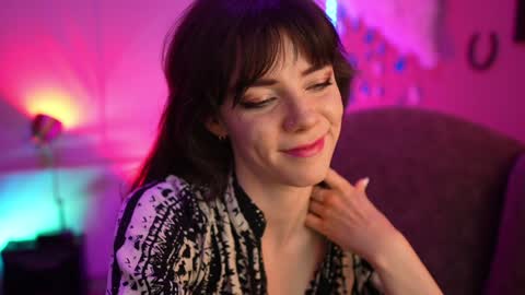 Bella Bondai online show from December 2024 06:51:01 AM