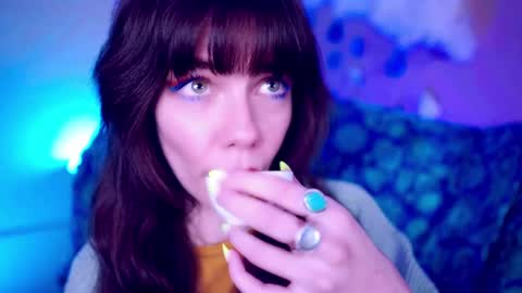 Bella Bondai online show from September 2025 01:27:01 AM