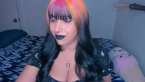 Rae  online show from December 2024 03:22:01 PM