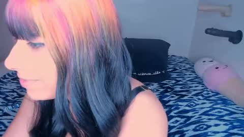 Rae  online show from December 2024 03:03:01 AM