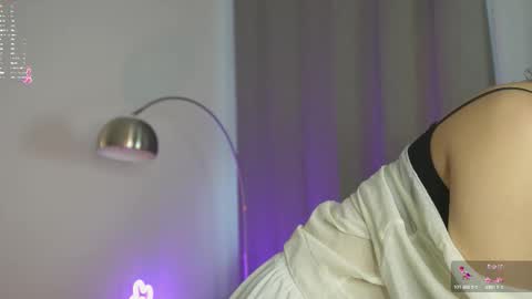 Snapshot of xohanna chatting on September 2025 06:26:02 AM Milana online show from September 2025 06:26:02 AM