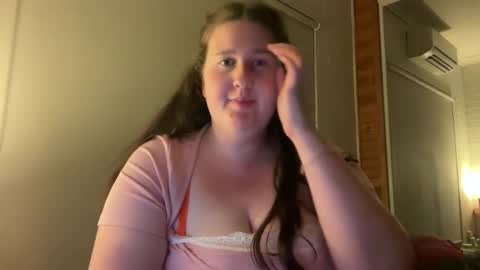 xopeachybaby online show from May 2026 11:49:01 AM