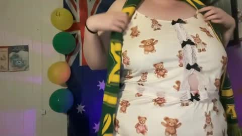 xopeachybaby online show from July 2026 06:58:02 AM