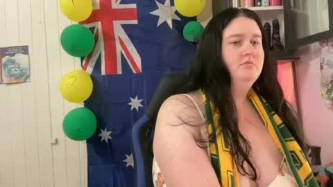 xopeachybaby online show from July 2026 11:53:02 PM