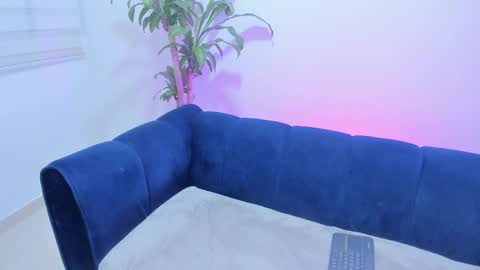 Snapshot of xoxo_angel chatting on September 2025 10:31:01 PM xoxo_angel online show from September 2025 10:31:01 PM