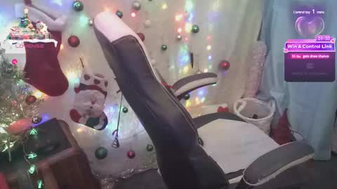 Chloe online show from December 2024 12:07:01 AM