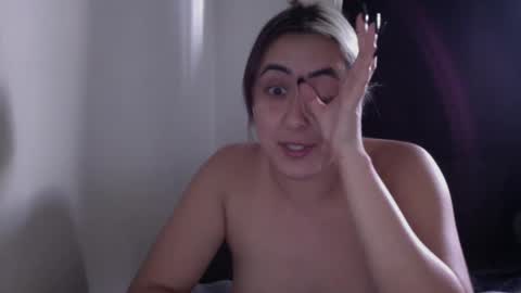 Snapshot of xoxo_k chatting on December 2024 09:50:01 PM Miss K online show from December 2024 09:50:01 PM