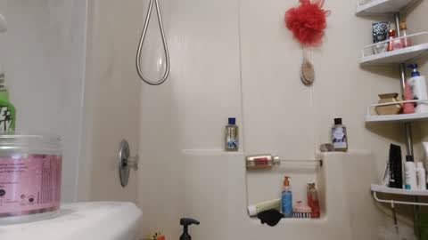 Xploringus online show from January 2025 03:19:01 PM