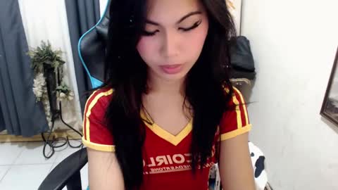 Snapshot of xseductive_airax chatting on December 2024 08:49:02 PM aira online show from December 2024 08:49:02 PM