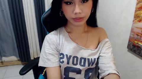 Snapshot of xseductive_airax chatting on February 2025 05:21:02 PM aira online show from February 2025 05:21:02 PM