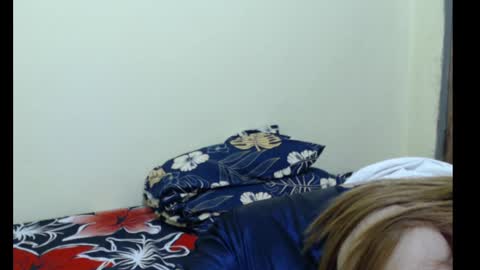 Snapshot of xsexyhotmomma69x chatting on December 2024 03:55:01 PM merayel online show from December 2024 03:55:01 PM