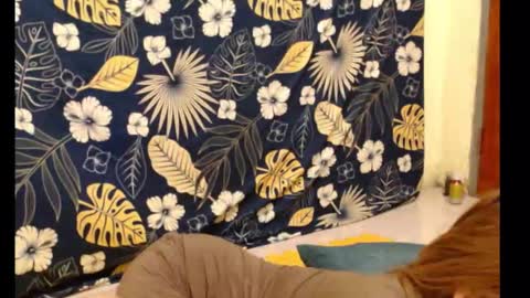 Snapshot of xsexyhotmomma69x chatting on October 2025 02:52:02 PM merayel online show from October 2025 02:52:02 PM