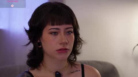 Snapshot of xspacebluex chatting on February 2026 04:27:02 PM Blue online show from February 2026 04:27:02 PM