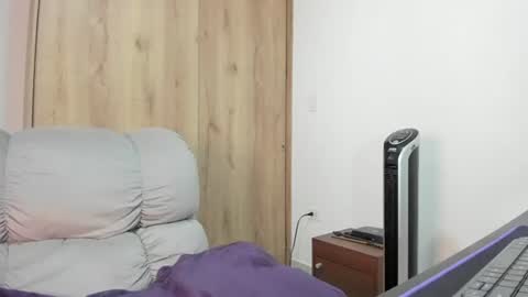 Hellen Sofia instagram hellen5546 online show from June 2026 01:32:02 PM