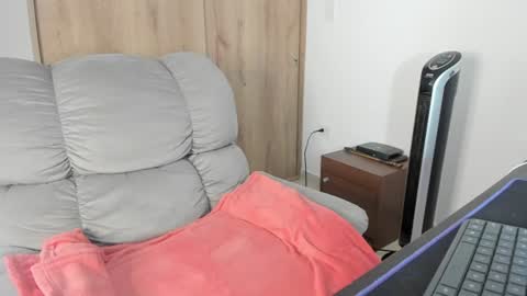 Hellen Sofia instagram hellen5546 online show from July 2026 01:47:01 PM