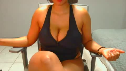spykeXtee online show from June 2026 05:16:01 PM