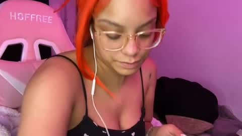xStarGazingx online show from June 2026 05:09:02 AM