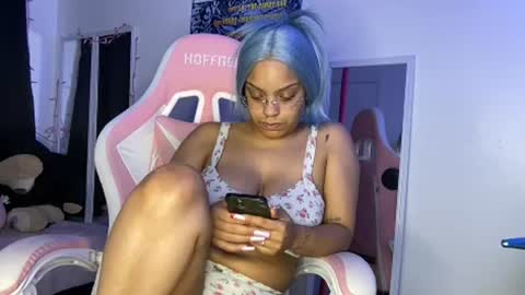 xStarGazingx online show from July 2026 07:59:01 AM