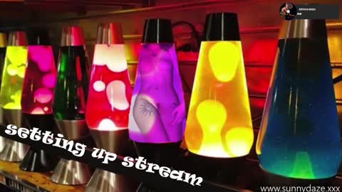 Snapshot of xsunsub chatting on December 2025 07:54:01 PM Sunny Daze online show from December 2025 07:54:01 PM