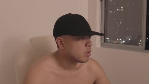 Snapshot of xtiann_ chatting on January 2026 01:20:01 AM xtiann_ online show from January 2026 01:20:01 AM