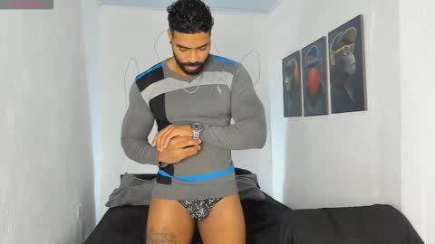 Stipp3r online show from November 2025 11:32:02 AM