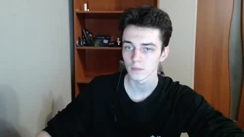 traqqq online show from September 2025 08:21:01 PM