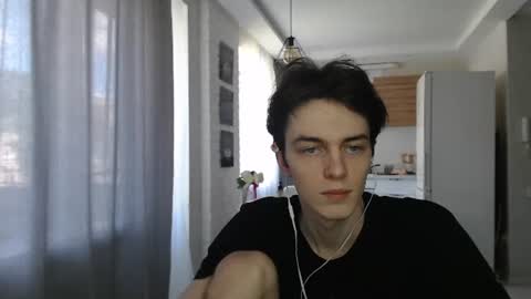 traqqq online show from June 2026 08:52:01 AM