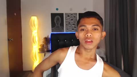 REY online show from July 2026 08:59:01 PM