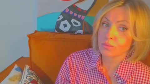 xvaleriax0 online show from February 2026 04:49:02 PM