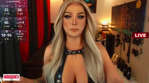 Snapshot of xworldclasskelly chatting on October 2025 04:22:02 AM K E L L Y online show from October 2025 04:22:02 AM