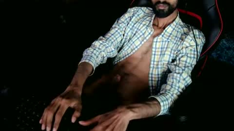 Snapshot of xwuvzyew chatting on December 2024 04:35:02 AM x online show from December 2024 04:35:02 AM