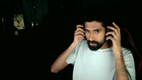 Snapshot of xwuvzyew chatting on December 2024 05:16:02 AM x online show from December 2024 05:16:02 AM