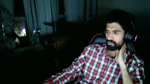 Snapshot of xwuvzyew chatting on December 2024 06:02:02 AM x online show from December 2024 06:02:02 AM