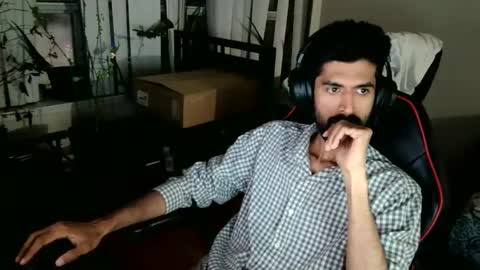 Snapshot of xwuvzyew chatting on December 2024 10:50:01 PM x online show from December 2024 10:50:01 PM