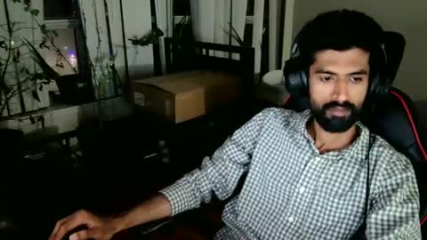 Snapshot of xwuvzyew chatting on December 2024 01:57:02 AM x online show from December 2024 01:57:02 AM