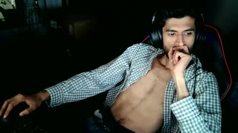 Snapshot of xwuvzyew chatting on December 2024 05:02:01 AM x online show from December 2024 05:02:01 AM