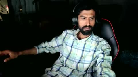 Snapshot of xwuvzyew chatting on December 2024 02:15:01 AM x online show from December 2024 02:15:01 AM