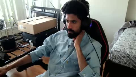 Snapshot of xwuvzyew chatting on December 2024 04:46:02 PM x online show from December 2024 04:46:02 PM